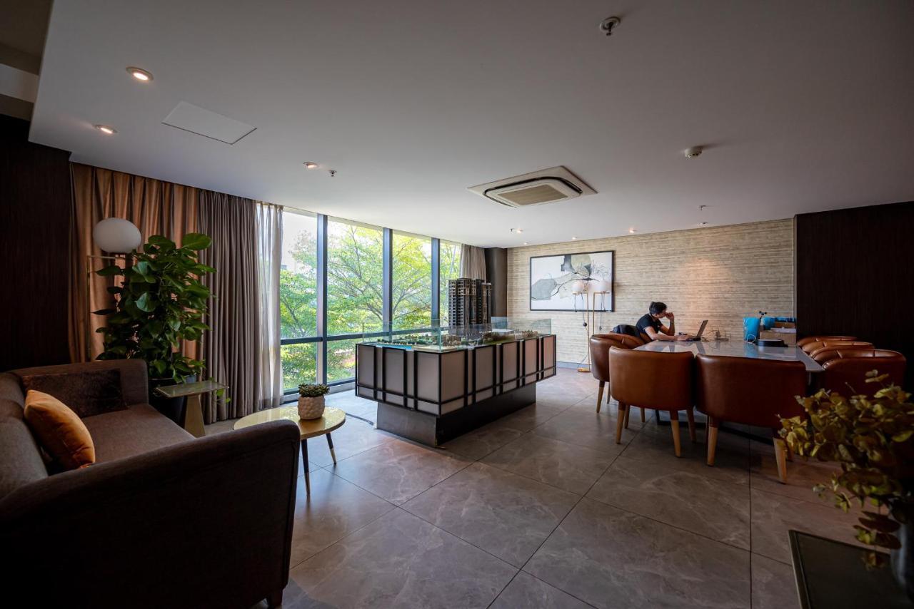 Luxury Retreat D1Mension Apartment Ho Şi Min Exterior foto